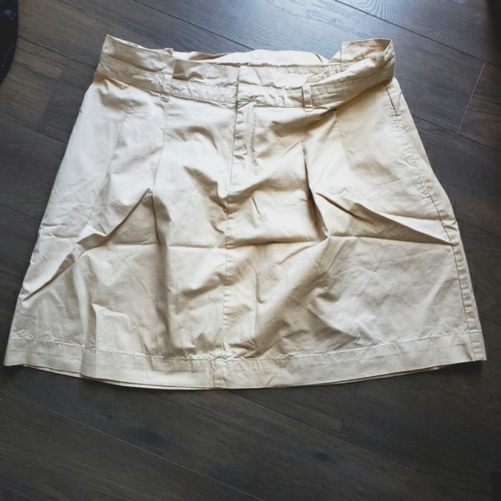 LEAVING SOON 👋💖💖 Zara Paperbag High-Waisted Pleated A-line Skirt Size XL